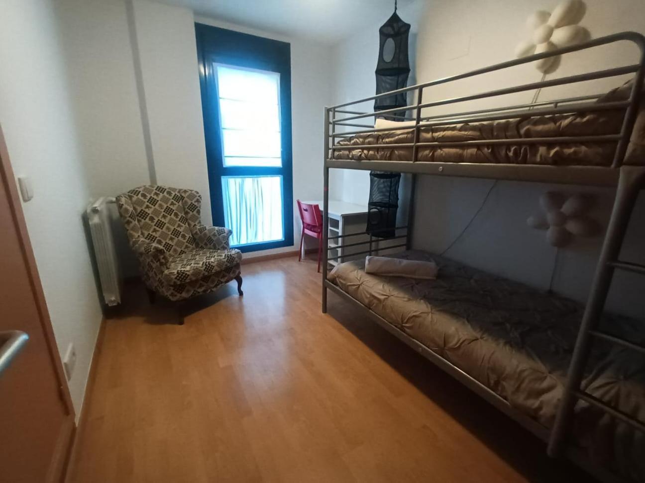 Camino Santiago Etxea Apartment ฮากา ภายนอก รูปภาพ