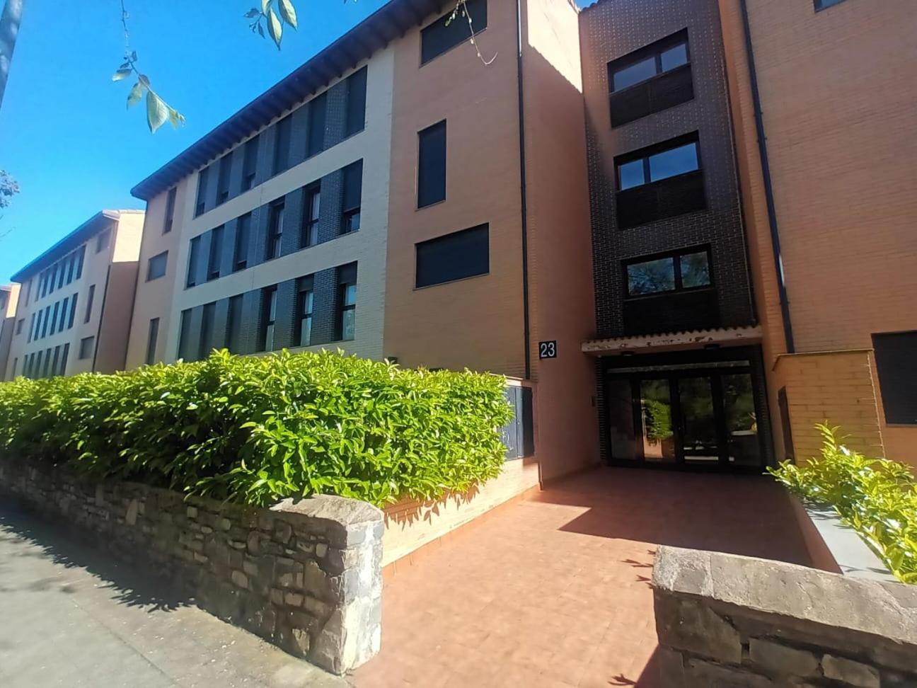 Camino Santiago Etxea Apartment ฮากา ภายนอก รูปภาพ