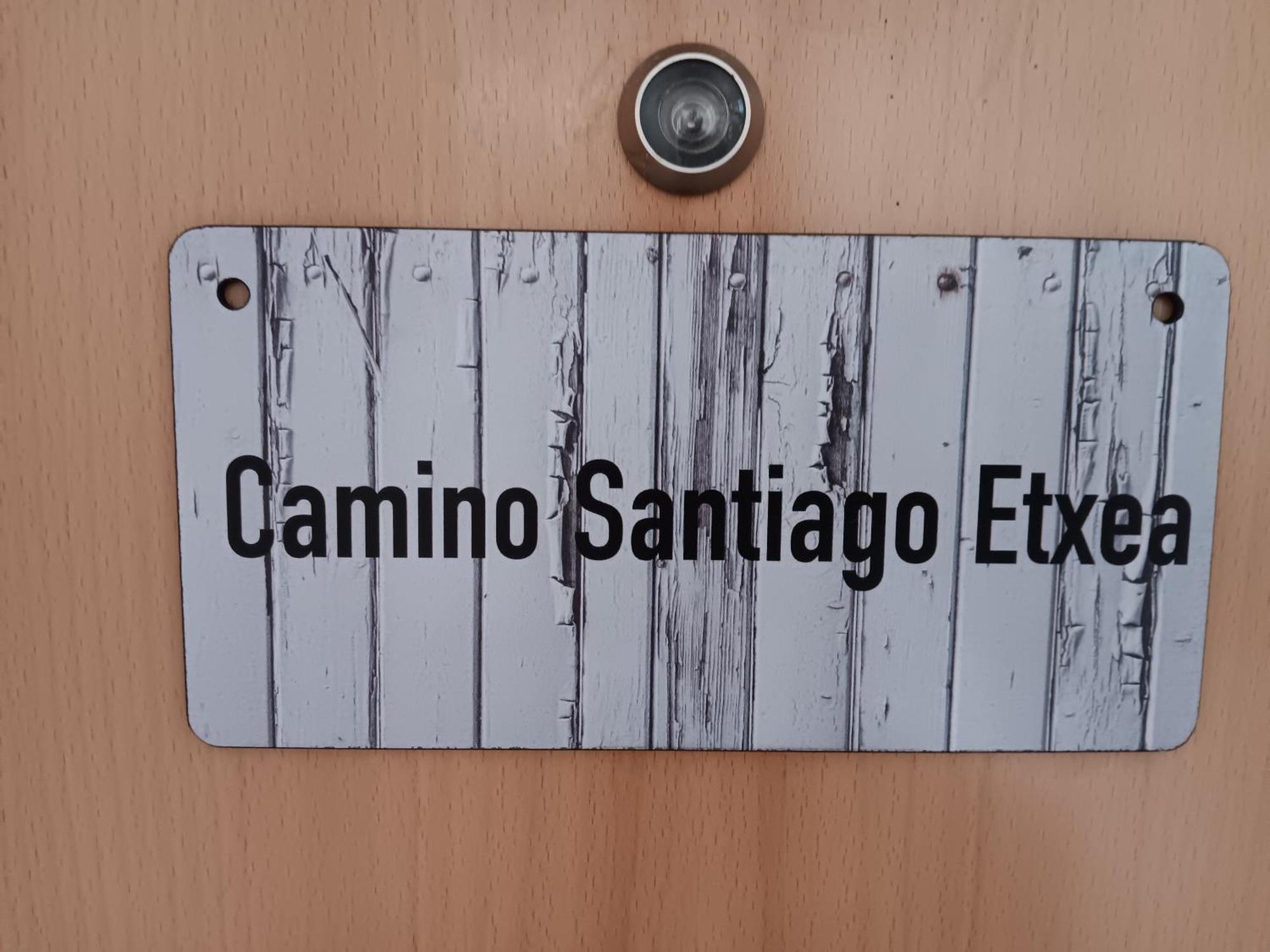 Camino Santiago Etxea Apartment ฮากา ภายนอก รูปภาพ