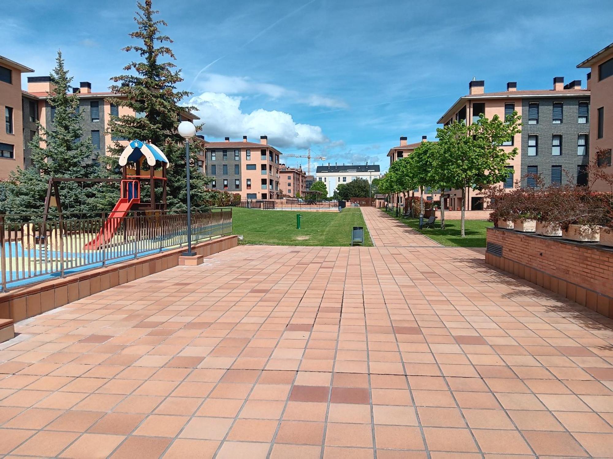 Camino Santiago Etxea Apartment ฮากา ภายนอก รูปภาพ